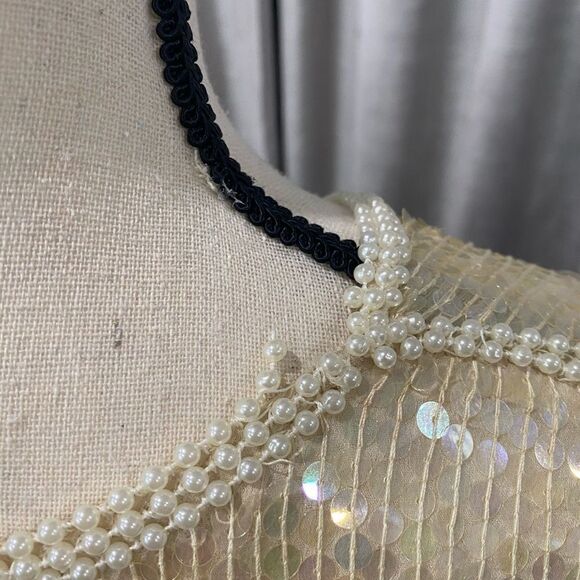 ⭐️ VINTAGE Sequin Pearl Trim Long Sleeve Top - Picture 6 of 10